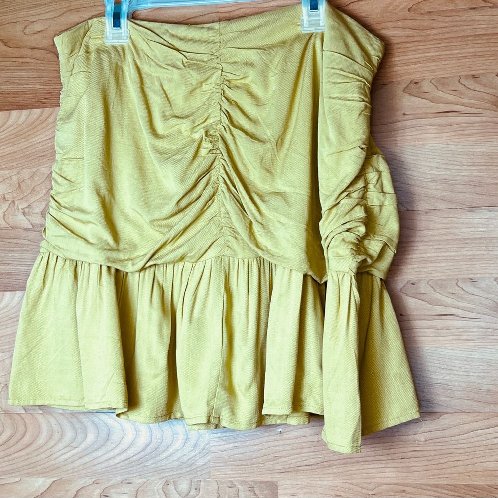 Shein Size Large 8/10 Mustard Yellow Skirt with a Back Zipper and hook-n…